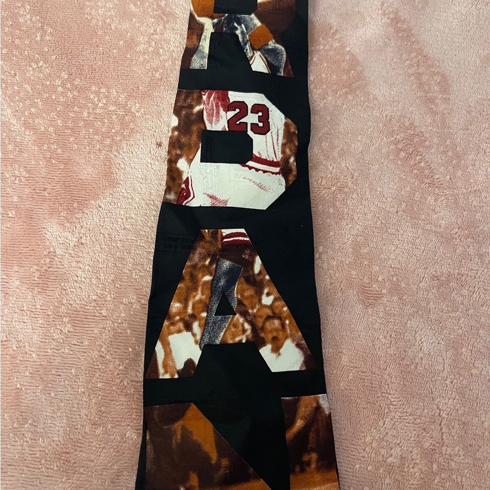 Vintage Sports-Themed Tie in Black and Brown - Picture 4 of 9